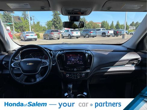Used 2021 Chevrolet Traverse High Country AWD/4WD image 10