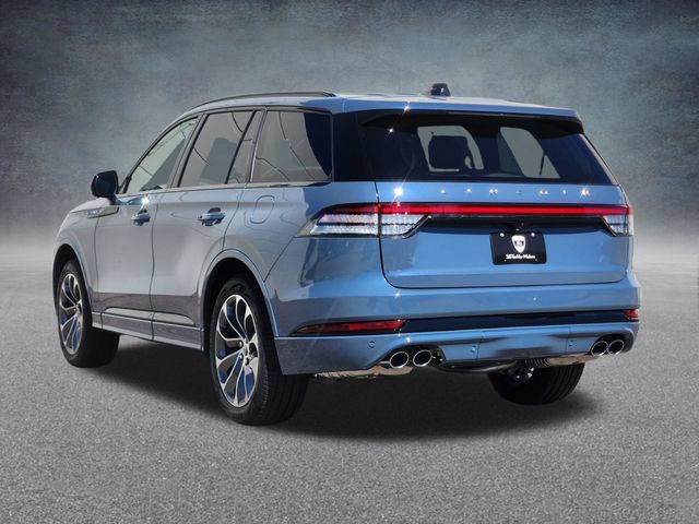 New 2026 Lincoln Aviator AWD w/ Jet Appearance Package image 5
