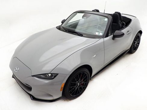 Used 2024 MAZDA MX-5 Miata Club w/ Brembo/BBS Recaro Package image 37