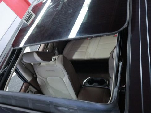 Used 2021 RAM 1500 Laramie image 19