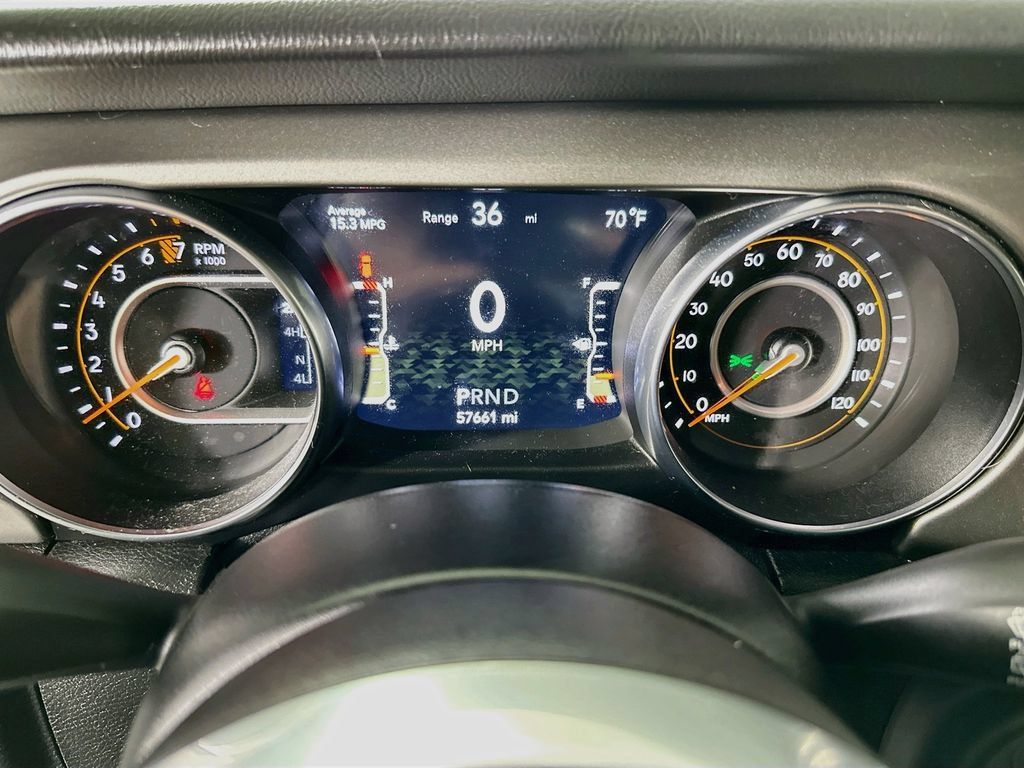Used 2020 Jeep Wrangler Unlimited Sahara w/ Safety Group AWD/4WD image 12