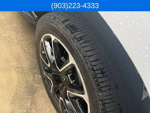 Used 2024 Chevrolet Tahoe RST w/ Luxury Package AWD/4WD image 5