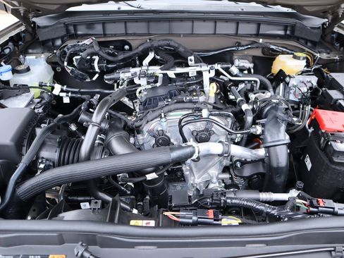 New 2025 Ford Bronco 4-Door image 19