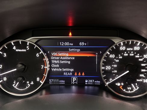 Used 2024 Nissan Altima 2.5 SV image 19