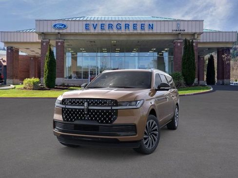 New 2026 Lincoln Navigator L Black Label AWD/4WD image 2