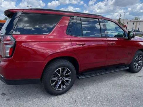 Certified 2022 Chevrolet Tahoe Z71 w/ Z71 Off-Road Package AWD/4WD image 2