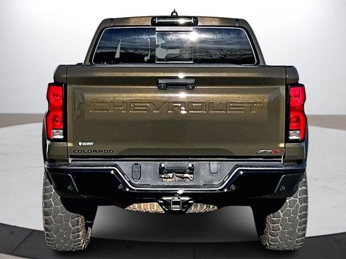 Used 2023 Chevrolet Colorado ZR2 w/ ZR2 Convenience Package III image 8
