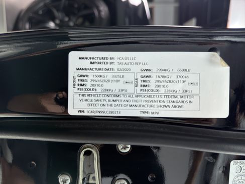 Used 2020 Jeep Grand Cherokee Trackhawk AWD/4WD image 24