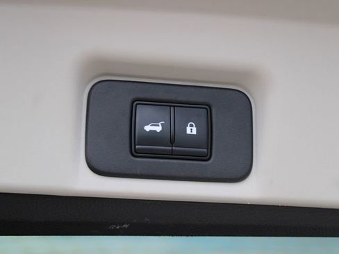 Certified 2023 Nissan Ariya image 13