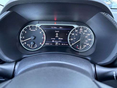 Used 2024 Nissan Sentra SV FWD image 17