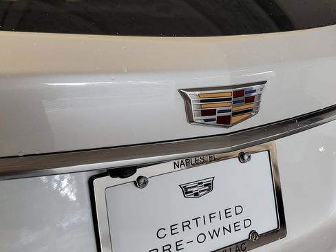 Used 2023 Cadillac XT5 Premium Luxury w/ LPO, Premium Carpet Package FWD image 29