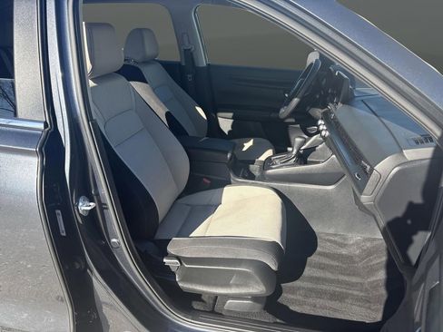 Used 2024 Honda CR-V EX image 28