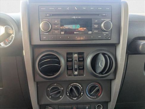 Used 2010 Jeep Wrangler Unlimited Sport image 14