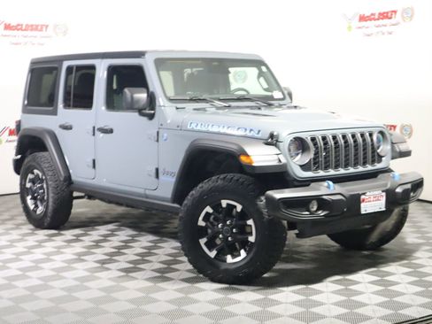 Used 2025 Jeep Wrangler Unlimited Rubicon 4xe image 2