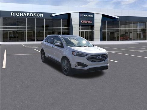 Used 2022 Ford Edge Titanium AWD/4WD image 8
