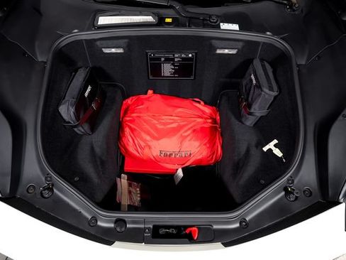 Used 2018 Ferrari 488 Spider RWD image 16