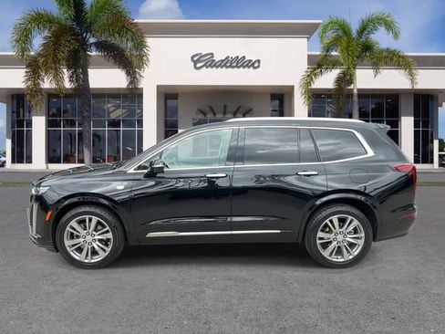 Used 2023 Cadillac XT6 Premium Luxury w/ Technology Package image 8