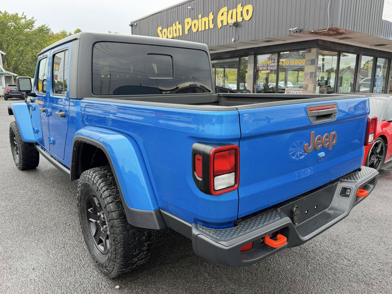 Used 2023 Jeep Gladiator Mojave w/ Cold Weather Group AWD/4WD image 5