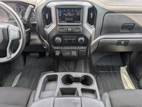 Used 2022 Chevrolet Silverado 1500 Custom Trail Boss AWD/4WD image 7