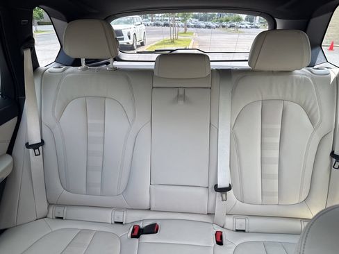 Used 2021 BMW X5 M50i AWD/4WD image 16