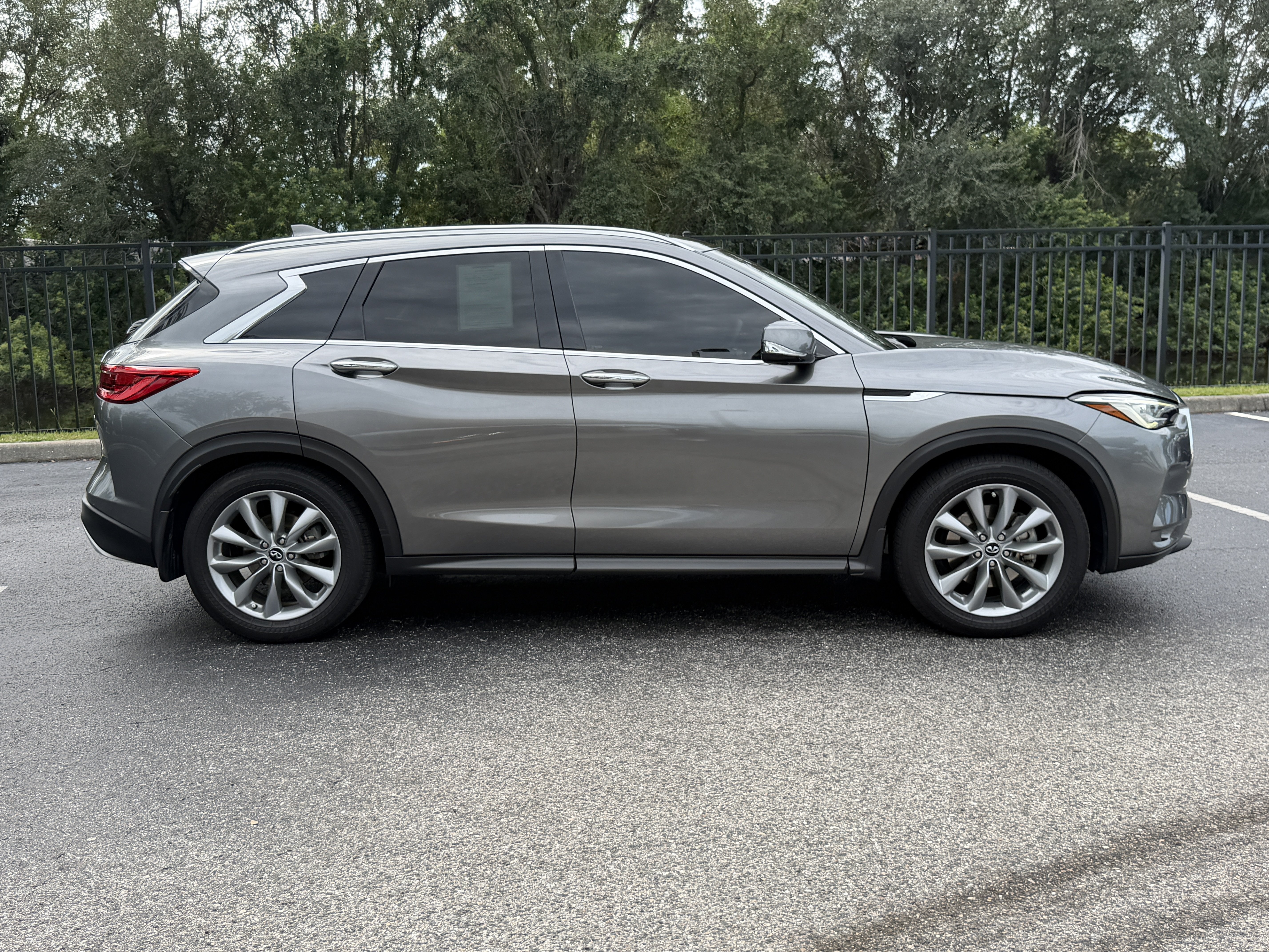 Used 2019 INFINITI QX50 Essential w/ Premium Heat Package FWD image 7