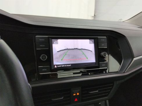 Used 2024 Volkswagen Jetta S image 29