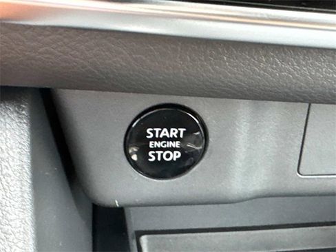 New 2026 Nissan Rogue S image 31