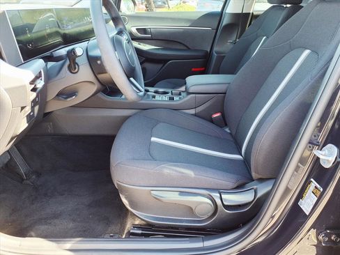 Certified 2025 Hyundai Sonata SE image 22