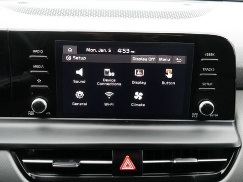 Certified 2024 Kia Seltos LX image 30