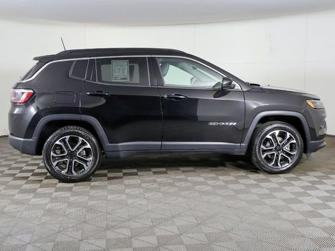 Used 2022 Jeep Compass Limited AWD/4WD image 18