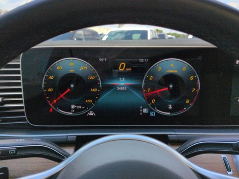 Used 2023 Mercedes-Benz GLE 350 4MATIC image 29