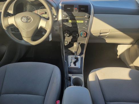 Used 2010 Toyota Corolla LE image 23