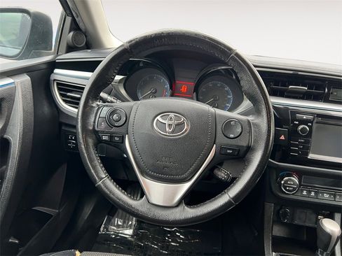 Used 2016 Toyota Corolla S image 12