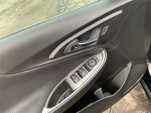 Used 2023 Chevrolet Malibu LT image 21