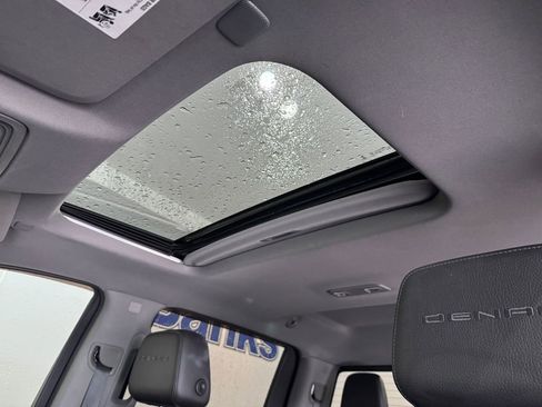 Used 2020 GMC Sierra 1500 Denali w/ Denali Premium Package image 24