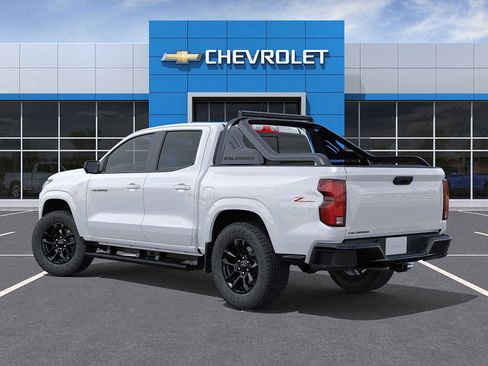 New 2025 Chevrolet Colorado Z71 w/ Midnight Edition image 3