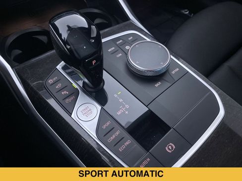 Used 2020 BMW 330i xDrive Sedan AWD/4WD image 8