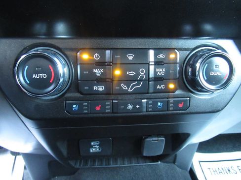 Used 2021 Ford F350 Lariat w/ Lariat Ultimate Package image 34