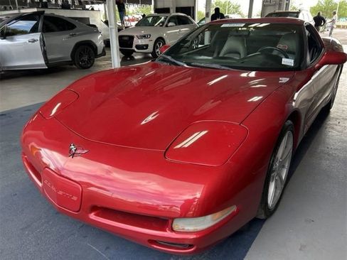 Used 1999 Chevrolet Corvette Coupe w/ Memory Pkg image 14