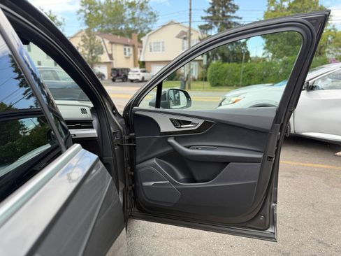 Used 2019 Audi Q7 2.0T Premium Plus w/ Premium Plus Package image 32