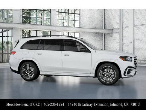 New 2026 Mercedes-Benz GLS 450 4MATIC image 14