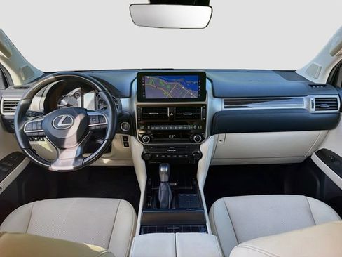 Used 2023 Lexus GX 460 Premium w/ Premium Package AWD/4WD image 16