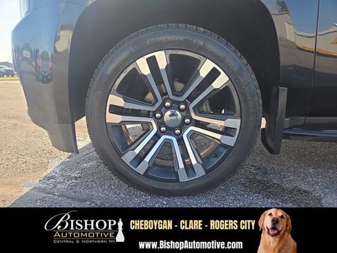 Used 2019 GMC Yukon SLT w/ Graphite Edition AWD/4WD image 29
