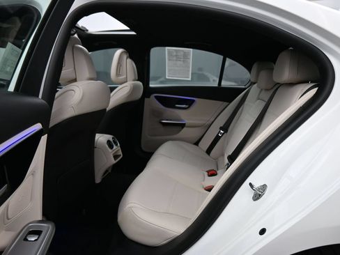 Used 2024 Mercedes-Benz C 300 Sedan image 17