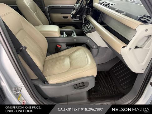 Used 2022 Land Rover Defender 110 XS Edition AWD/4WD image 48