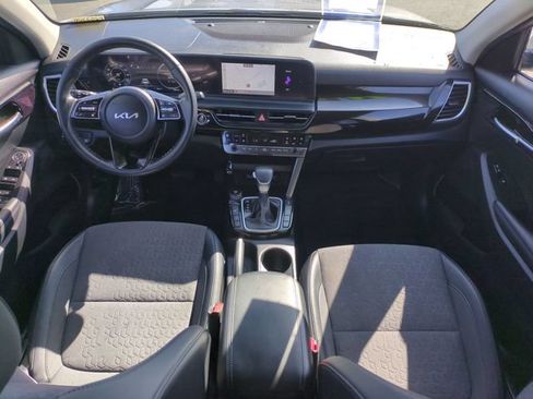 Certified 2024 Kia Seltos X-Line AWD/4WD image 28