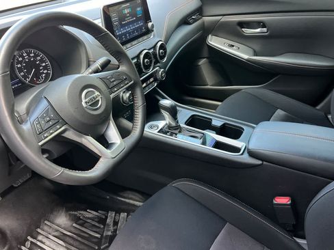 Used 2023 Nissan Sentra SR FWD image 14
