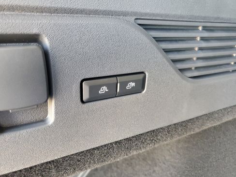 New 2026 Lincoln Nautilus Premier w/ Equipment Group 102A image 33