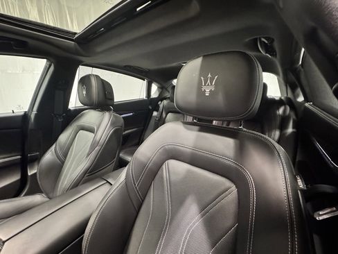 Used 2023 Maserati Quattroporte Modena Q4 image 24