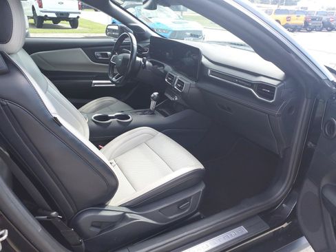 Used 2024 Ford Mustang Premium RWD image 8